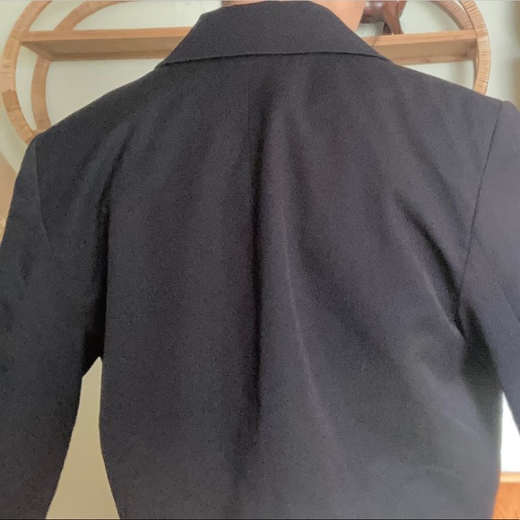 Black cropped blazer - Picture 4 of 4